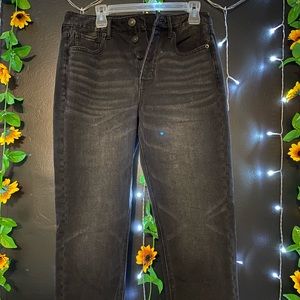 🦅Tomboy American Eagle black wash jeans!